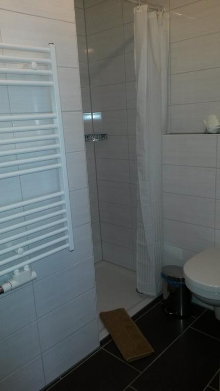 Gaestehaus Engelhard Pension Karbach  Екстериор снимка