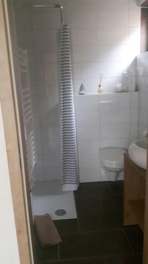 Gaestehaus Engelhard Pension Karbach  Екстериор снимка